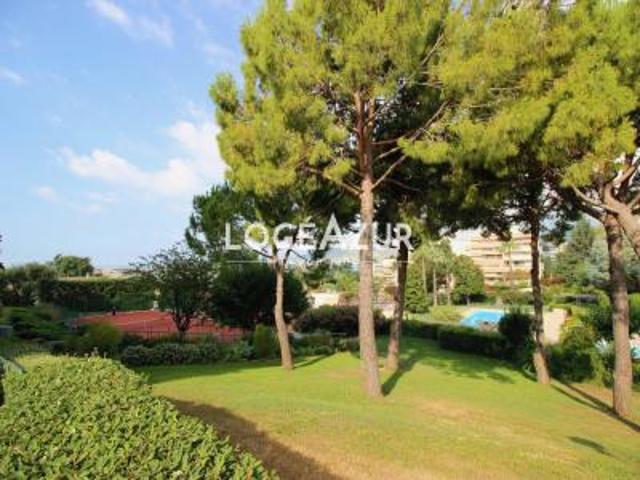 location appartement juan les pins 1 pièce 33 m2 alpes maritimes 06160 550 € / mois