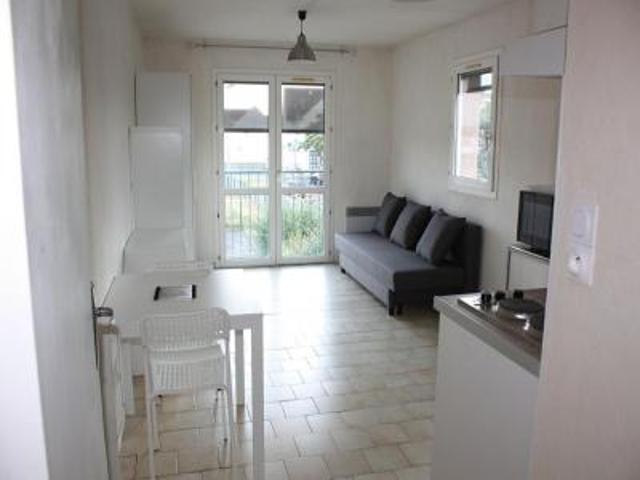 location appartement lardy 1 pièce 23 m2 essonne 91510 570 € / mois