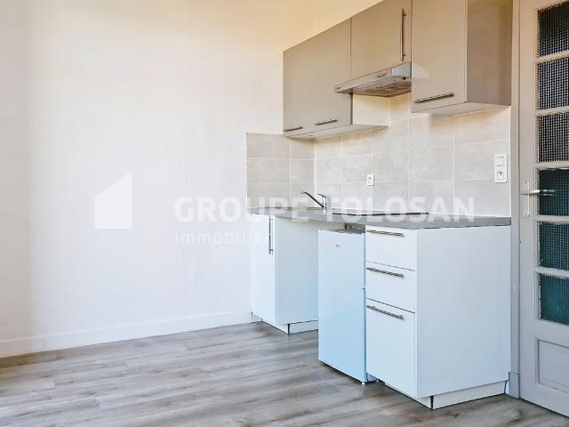 Location appartement Lavaur, 19m² 1 pièce 410€ Tarn