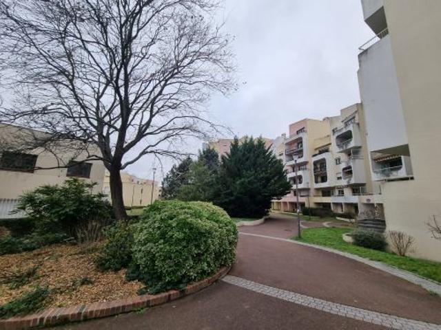 Location Appartement Le Chemin Dupuis Vert, Cergy