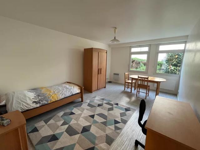 Location Chambre Rue Fizot Lavergne, Limoges