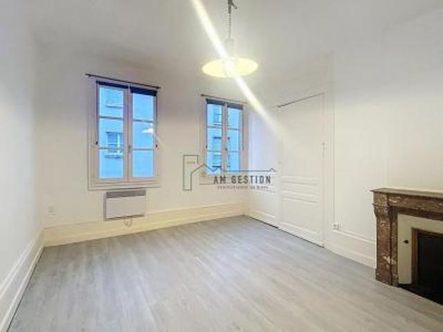 location appartement limoges 1 pièce 21 m2 haute vienne 87000 325 € / mois
