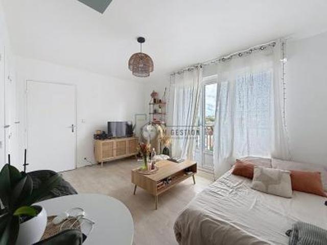 location appartement limoges 1 pièce 26 m2 haute vienne 87000 470 € / mois