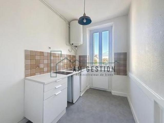 location appartement limoges 2 pièces 31 m2 haute vienne 87000 380 € / mois
