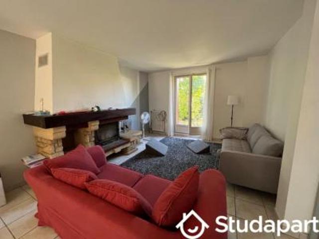 location appartement lieusaint 1 pièce 107 m2 seine et marne 77127 580 € / mois