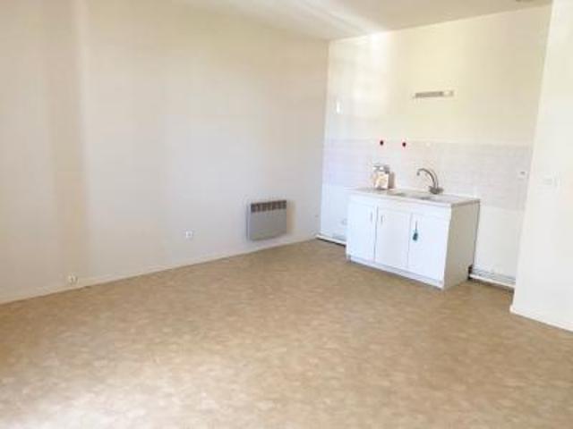 location appartement lignac 1 pièce 31 m2 indre 36370 268 € / mois