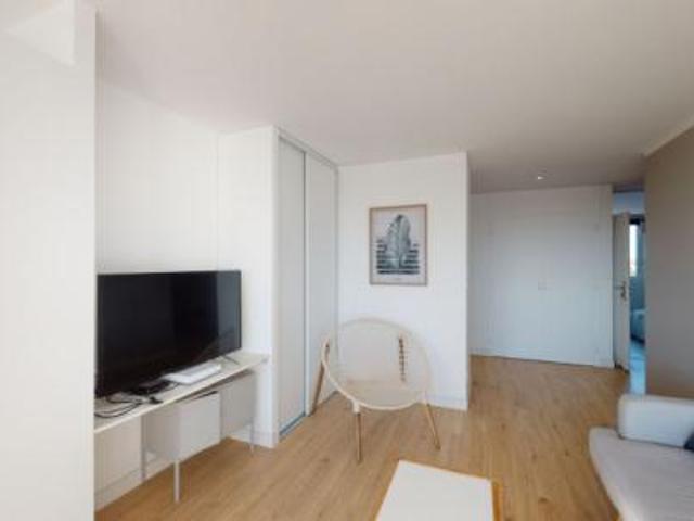 location appartement lille 4 pièces 80 m2 nord 59000 430 € / mois