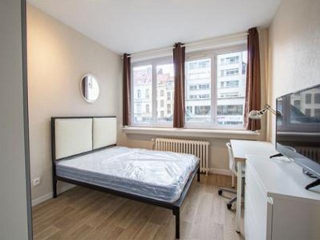 location appartement lille 6 pièces 107 m2 nord 59000 525 € / mois