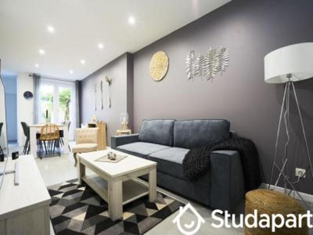 location appartement lille 1 pièce 14 m2 nord 59000 495 € / mois
