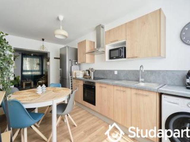 location appartement lille 1 pièce 10 m2 nord 59000 590 € / mois