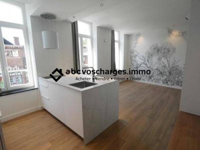 location appartement lille 1 pièce 26 m2 nord 59000 760 € / mois