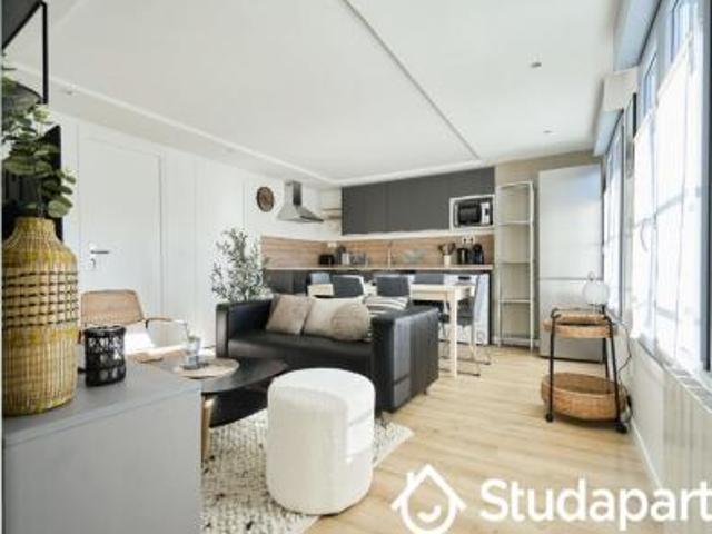 location appartement lille 1 pièce 10 m2 nord 59000 570 € / mois