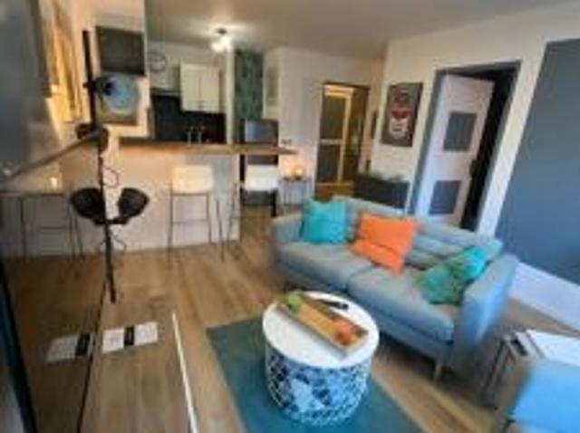 location appartement lille 2 pièces 39 m2 nord 59800 1224 € / mois