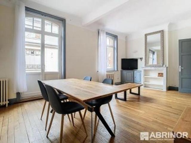 location appartement lille 3 pièces 75 m2 nord 59000 1210 € / mois