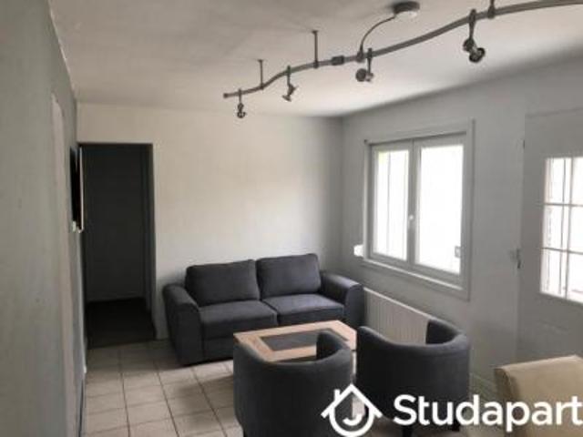 location appartement loos 1 pièce 14 m2 nord 59120 520 € / mois