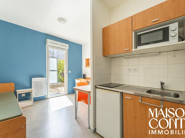 LOCATION: Appartement Lyon 1 pièce 20 m2 LYON 07