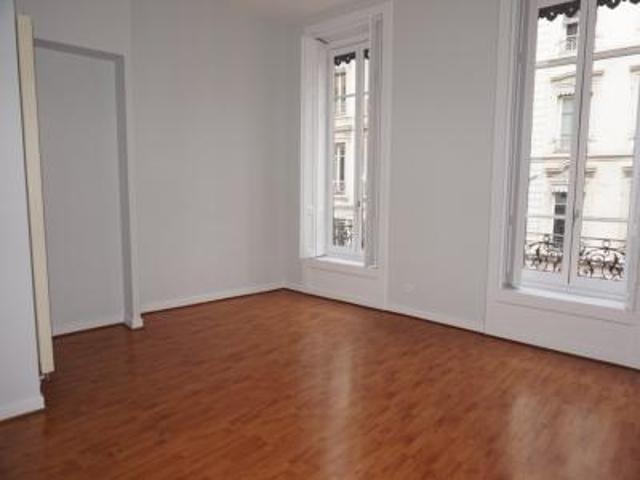 location appartement lyon 1er arrondissement 2 pièces 52 m2 rhone 69001 906 € / mois