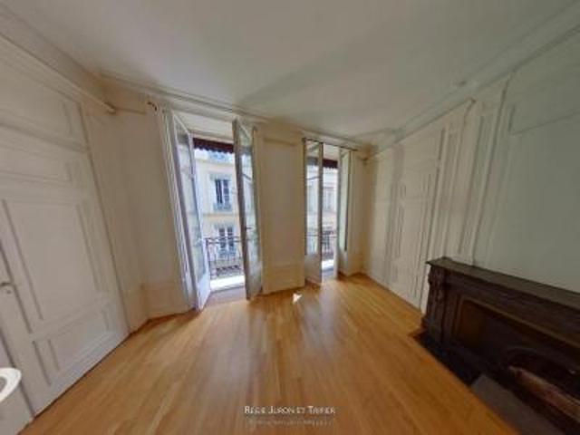 location appartement lyon 1er arrondissement 3 pièces 82 m2 rhone 69001 982 € / mois