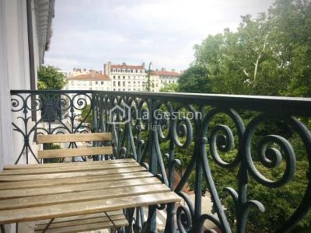 location appartement lyon 2eme arrondissement 1 pièce 41 m2 rhone 69002 930 € / mois