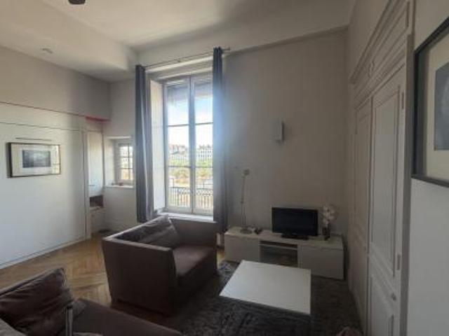 location appartement lyon 2eme arrondissement 1 pièce 38 m2 rhone 69002 1000 € / mois