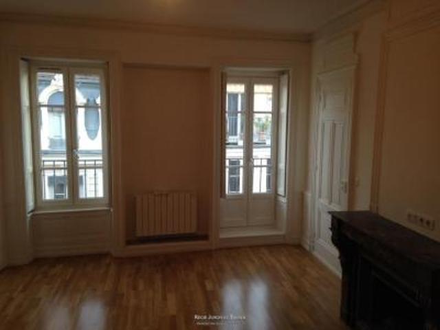 location appartement lyon 2eme arrondissement 4 pièces 108 m2 rhone 69002 1643 € / mois