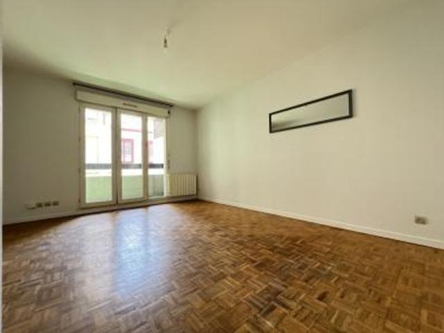 location appartement lyon 4eme arrondissement 2 pièces 48 m2 rhone 69004 828 € / mois