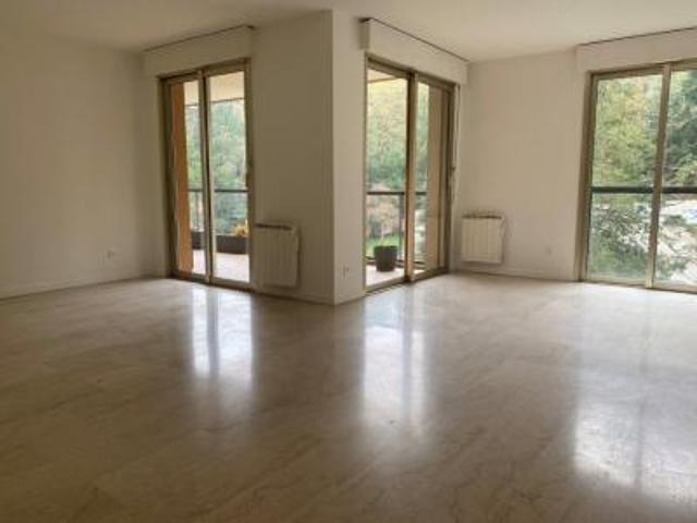 location appartement lyon 4eme arrondissement 4 pièces 113 m2 rhone 69004 1989 € / mois