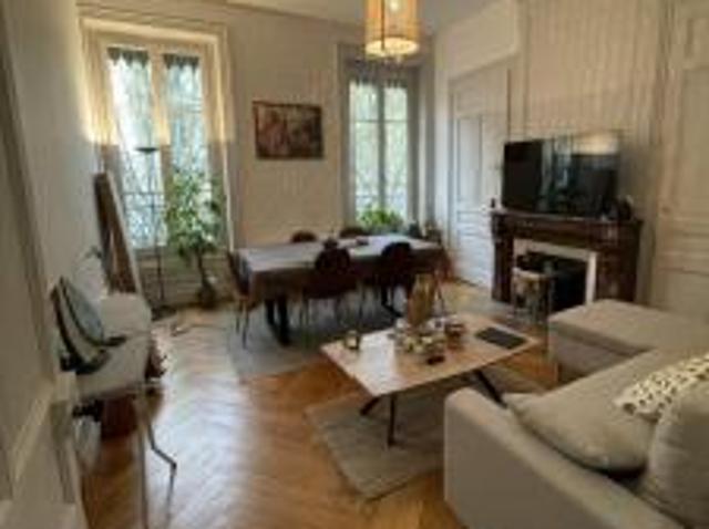 location appartement lyon 6eme arrondissement 2 pièces 66 m2 rhone 69006 964 € / mois