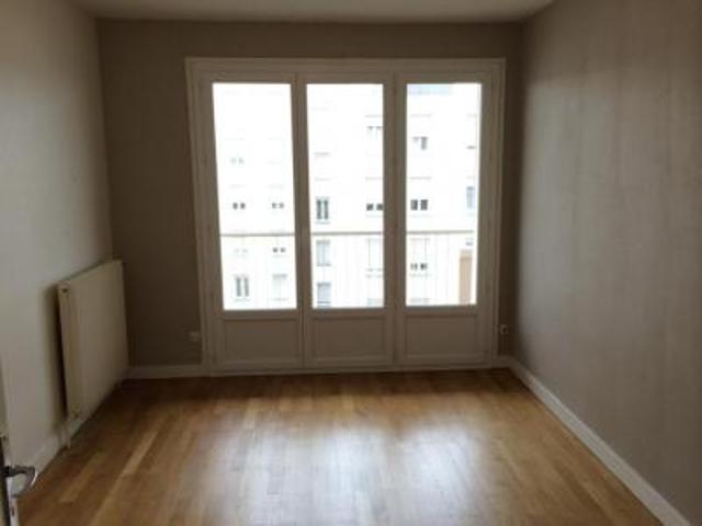 location appartement lyon 7eme arrondissement 3 pièces 66 m2 rhone 69007 945 € / mois