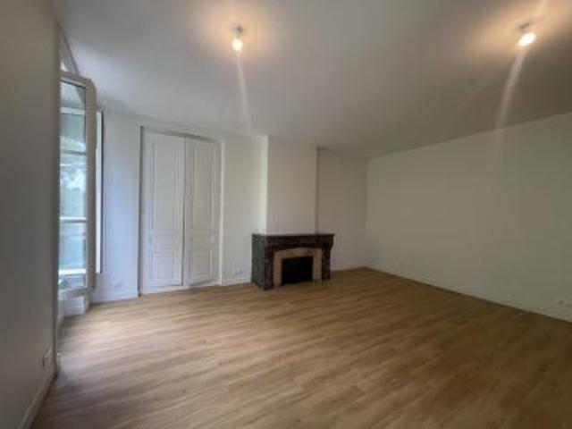 location appartement lyon 7eme arrondissement 3 pièces 77 m2 rhone 69007 1380 € / mois