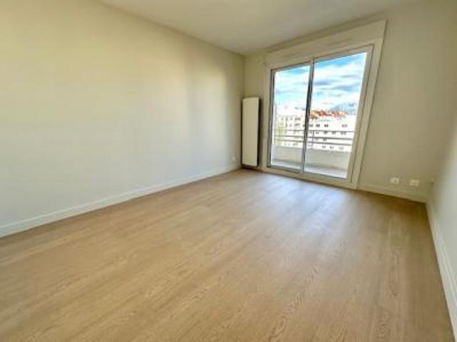 location appartement lyon 7eme arrondissement 2 pièces 40 m2 rhone 69007 855 € / mois