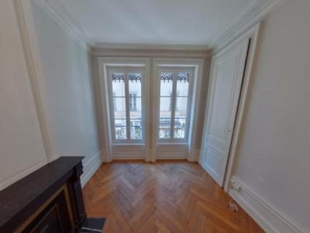 location appartement lyon 7eme arrondissement 2 pièces 62 m2 rhone 69007 898 € / mois
