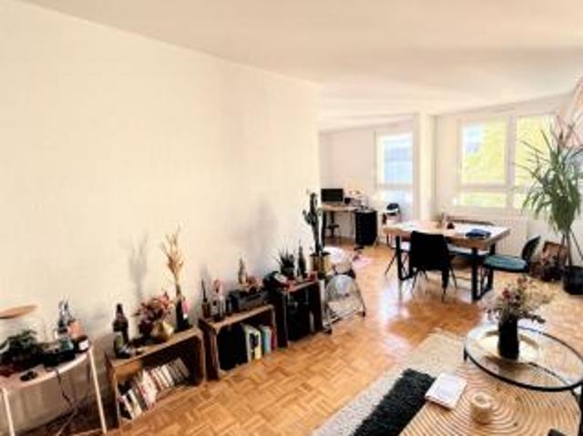 location appartement lyon 7eme arrondissement 4 pièces 84 m2 rhone 69007 1250 € / mois