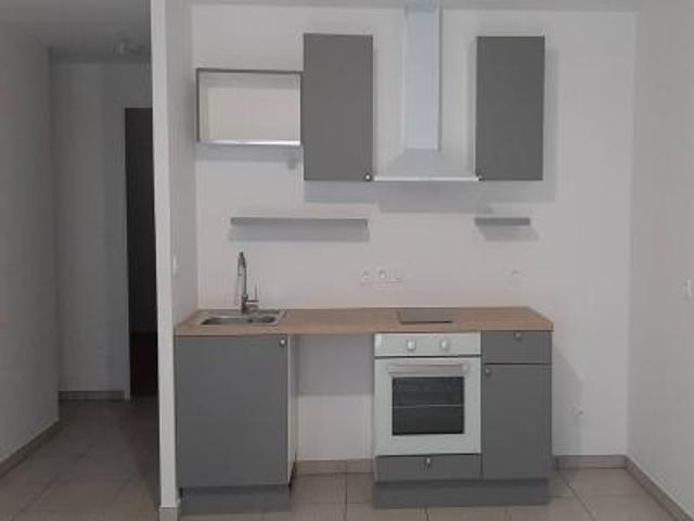 location appartement lyon 8eme arrondissement 2 pièces 53 m2 rhone 69008 738 € / mois