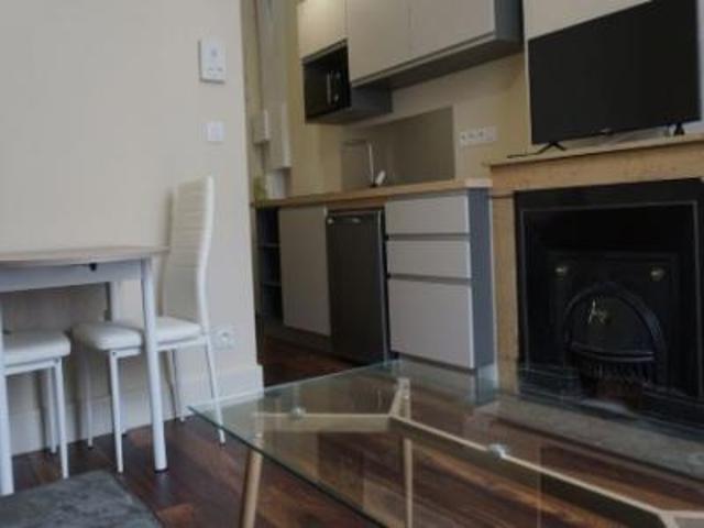 location appartement lyon 8eme arrondissement 31 m2 rhone 69008 780 € / mois