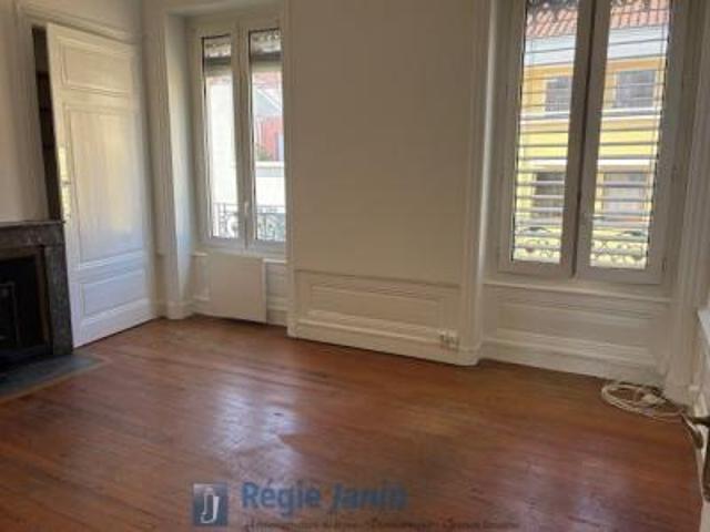 location appartement lyon 9eme arrondissement 3 pièces 64 m2 rhone 69009 885 € / mois