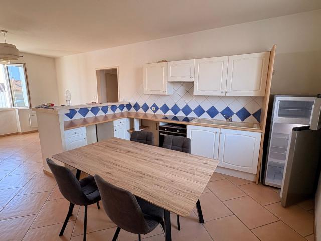 Location appartement, m² T 3 à Narbonne, 700 €