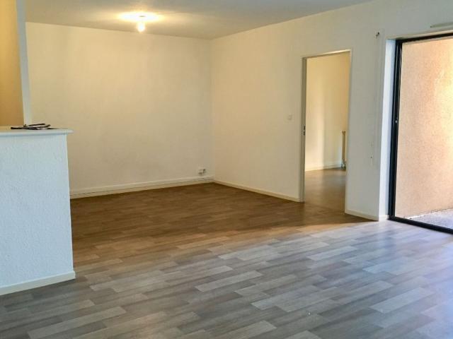 Location appartement, m² T 3 à Albi, 647 €