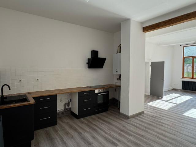 Location appartement, m² T 3 à Bar le Duc, 530 €
