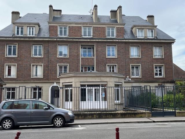 Location appartement, m² T 3 à Beauvais, 790 €