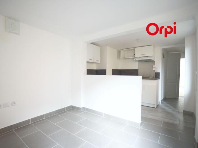 Location appartement, m² T 3 à Bernay, 525 €