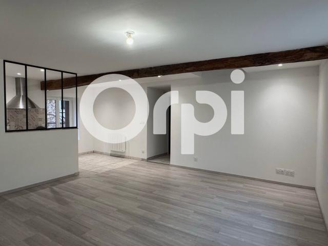 Location appartement, m² T 3 à Le Grand Lemps, 795 €