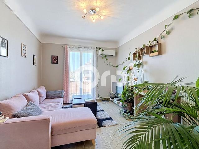 Location appartement, m² T 3 à Perpignan, 750 €