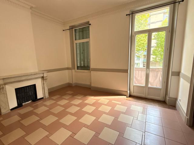 Location appartement, m² T 3 à Romans sur Isère, 670 €