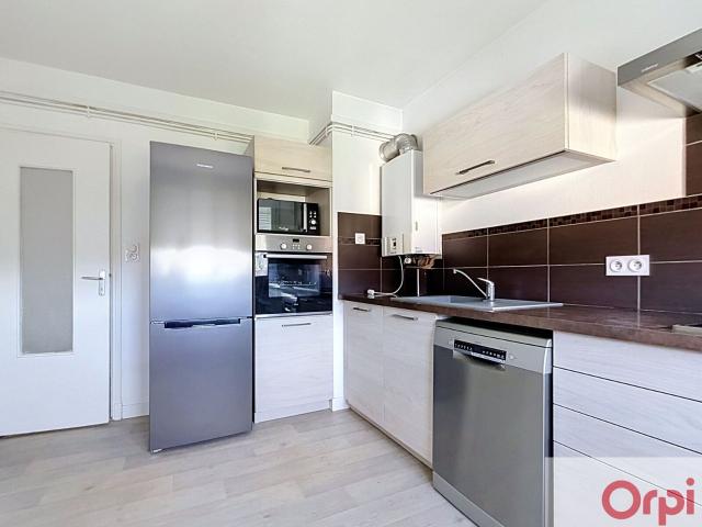 Location appartement, m² T 1 à Montluçon, 503 €