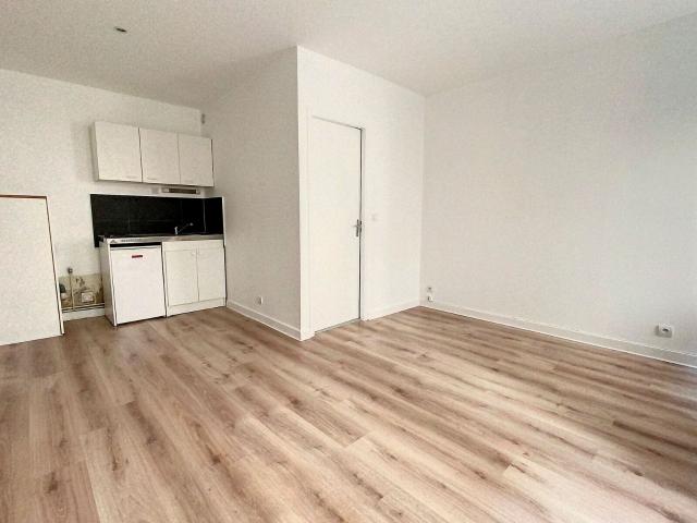 Location appartement, m² T 1 à Nancy, 350 €