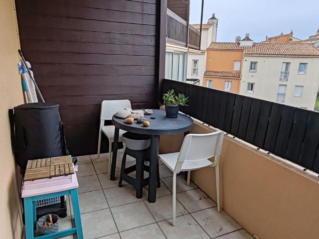 Location appartement, m² T 1 à Agde, 510 €