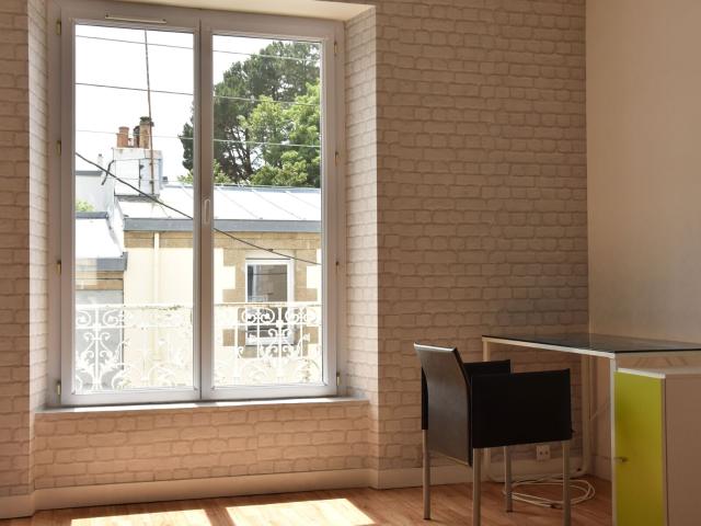 Location appartement, m² T 1 à Brest, 430 €
