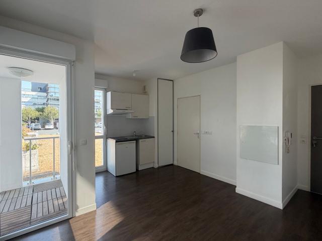 Location appartement, m² T 1 à La Rochelle, 469 €