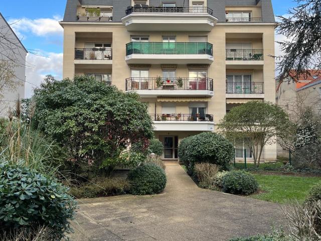 Location appartement, m² T 1 à Le Perreux sur Marne, 739 €